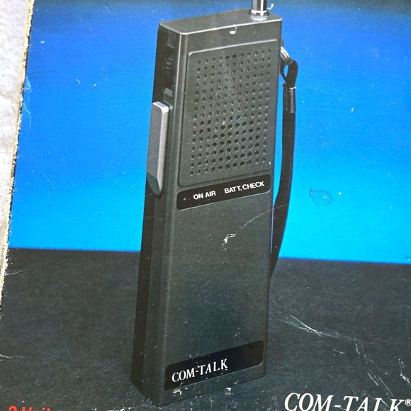 Electronics:Handheld Miniature Transeiver NWT - Picture 4 of 7